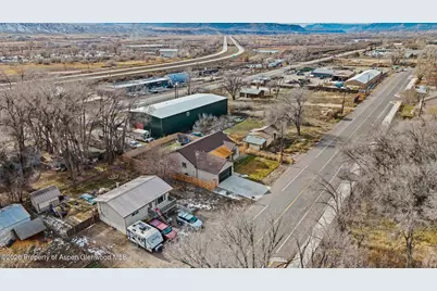 115 W Home Avenue, Silt, CO 81652 - Photo 7