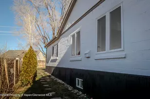 326 E 10th St, Rifle, CO 81650 - Photo 29