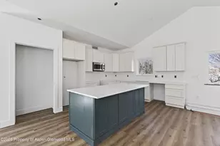 353 Roan Ct, Silt, CO 81652 - Photo 3