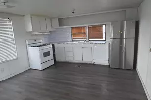 2210 W 3rd St, Craig, CO 81625 - Photo 3