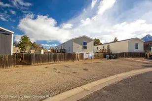 104 Mahogany Cir, Parachute, CO 81635 - Photo 3