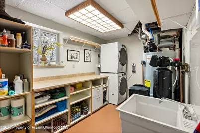 517 W 13th Street, Glenwood Springs, CO 81601 - Photo 17