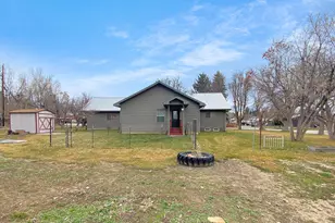 925 Cleveland St, Meeker, CO 81641 - Photo 29