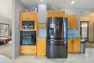 925 Cleveland St, Meeker, CO 81641 - Photo 9