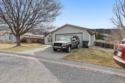 203 E Tamarack Circle, Battlement Mesa, CO 81635 - Photo 3