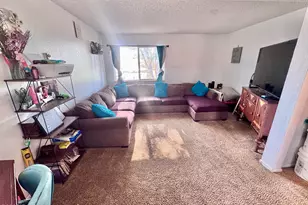 1018 E 7th St, Craig, CO 81625 - Photo 3