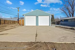 886 Washington St, Craig, CO 81625 - Photo 3