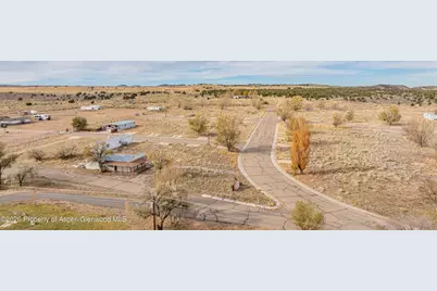 801 Blue Mountain Avenue, Dinosaur, CO 81610 - Photo 7