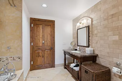 415 E Dean St., Unit 35, Week 30, Aspen, CO 81611 - Photo 15