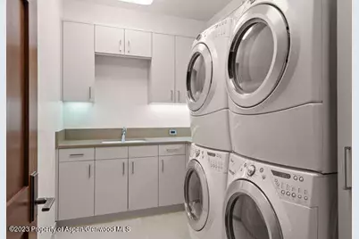 719 E Hopkins Avenue #202, Aspen, CO 81611 - Photo 37