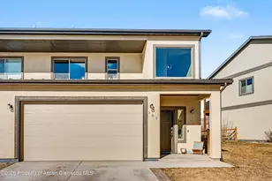 157 Willow Cir, Rifle, CO 81650 - Photo 3