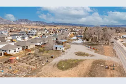 1671 E 17th Circle, Rifle, CO 81650 - Photo 25