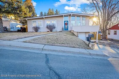 1005 Pershing Street, Craig, CO 81625 - Photo 3