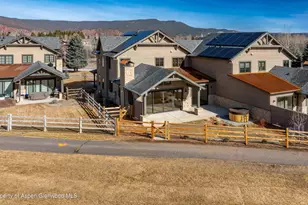 3600 Crystal Bridge Dr, Carbondale, CO 81623 - Photo 3