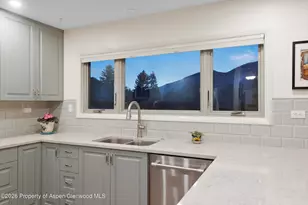 2018 Palmer Ave, Glenwood Springs, CO 81601 - Photo 7