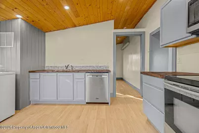 1540 E Victory Way, Craig, CO 81625 - Photo 9