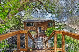 805 Munro Ave, Rifle, CO 81650 - Photo 3