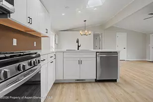 52 N Emerald Ln, Battlement Mesa, CO 81635 - Photo 9