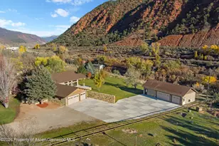 332 Meadow Ln, Glenwood Springs, CO 81601 - Photo 9