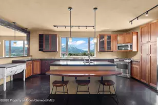 328 Los Adobes Dr, Carbondale, CO 81623 - Photo 9