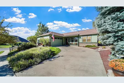 525 Wagon Wheel Circle, New Castle, CO 81647 - Photo 3