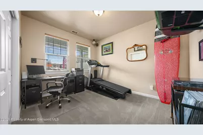 525 Wagon Wheel Circle, New Castle, CO 81647 - Photo 23