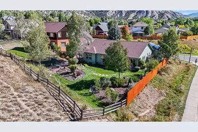 525 Wagon Wheel Circle, New Castle, CO 81647 - Photo 33