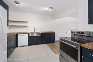 475 N 8th St, Carbondale, CO 81623 - Photo 1