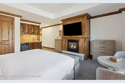 415 E Dean St, Unit 29, Week 5, Aspen, CO 81611 - Photo 31