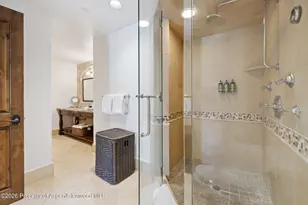 415 E Dean St Unit 29 Week 5, Aspen, CO 81611 - Photo 17