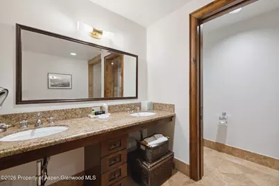 415 E Dean St, Unit 29, Week 5, Aspen, CO 81611 - Photo 27