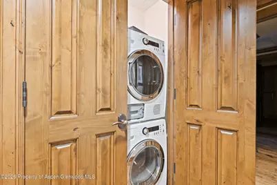 415 E Dean St, Unit 29, Week 5, Aspen, CO 81611 - Photo 35