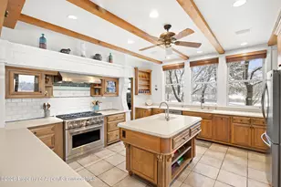 1096 Heritage Dr, Carbondale, CO 81623 - Photo 11