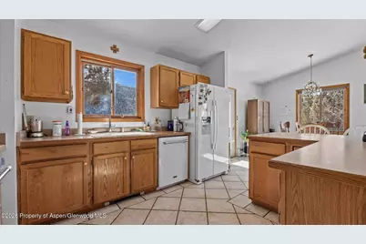 570 Canyon Creek Drive, Glenwood Springs, CO 81601 - Photo 11