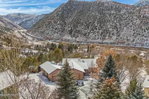 570 Canyon Creek Dr, Glenwood Springs, CO 81601 - Photo 1