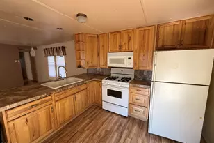 2210 Crockett Dr, Craig, CO 81625 - Photo 5