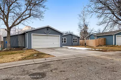 106 Cedar Circle, Parachute, CO 81635 - Photo 3