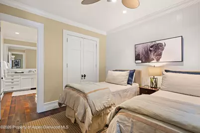 215 W Bleeker Street, Aspen, CO 81611 - Photo 31