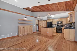 997 E 10th St, Craig, CO 81625 - Photo 11