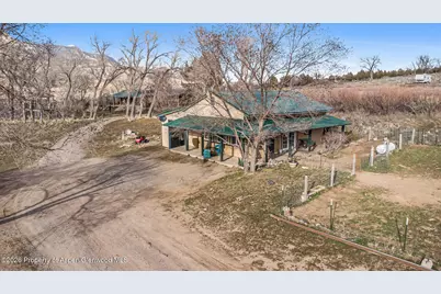 201 Dj Road #201 Dj Road Bunk House, Parachute, CO 81635 - Photo 3