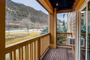 520 River View Dr, New Castle, CO 81647 - Photo 11