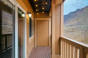 520 River View Dr, New Castle, CO 81647 - Photo 13