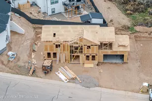 1384 Munro Ave, Rifle, CO 81650 - Photo 7