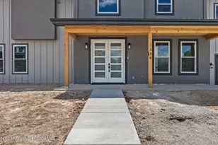 1384 Munro Ave, Rifle, CO 81650 - Photo 5