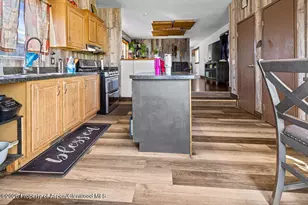 925 W 1st St, Craig, CO 81625 - Photo 5