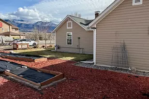 324 3rd St, Parachute, CO 81635 - Photo 23