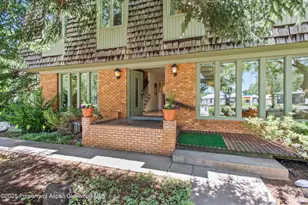 531 Gillespie St, Aspen, CO 81611 - Photo 3