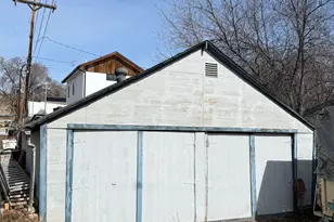 335 N 9th St, Silt, CO 81652 - Photo 5