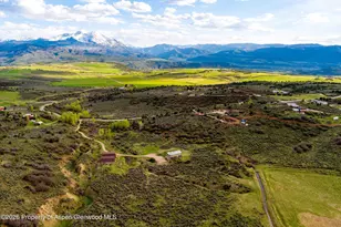 900 Panorama Dr, Carbondale, CO 81623 - Photo 3