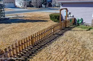 38 Apache Dr, Gypsum, CO 81637 - Photo 3